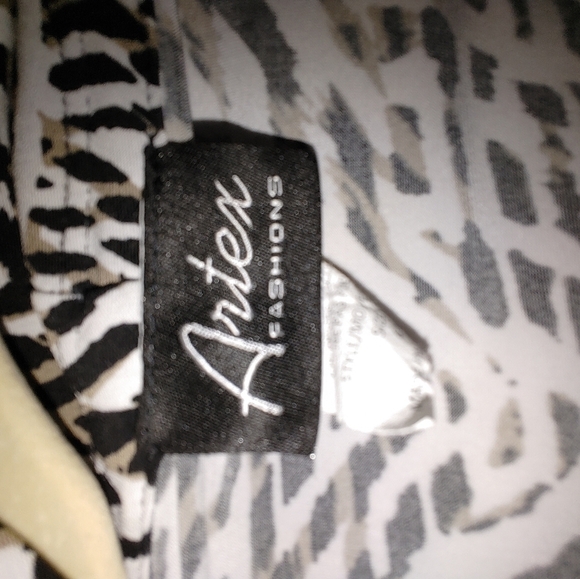 Artex Fashions Cardigan Size Small - Picture 4 of 4